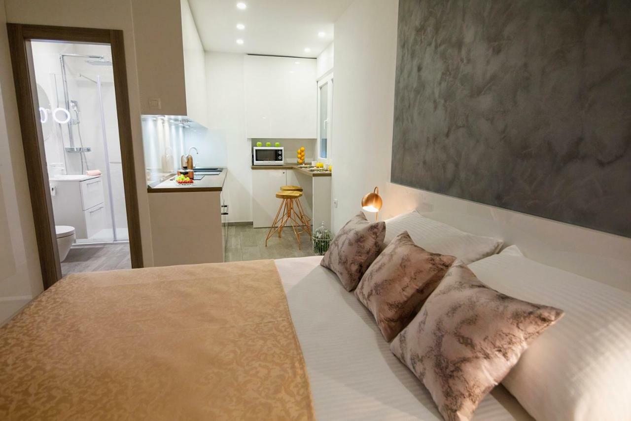 Rose Gold Rooms & Studio With Balcony Split Dış mekan fotoğraf