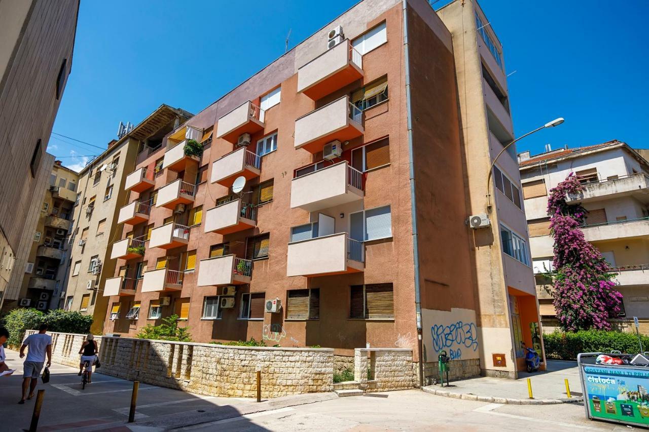 Rose Gold Rooms & Studio With Balcony Split Dış mekan fotoğraf