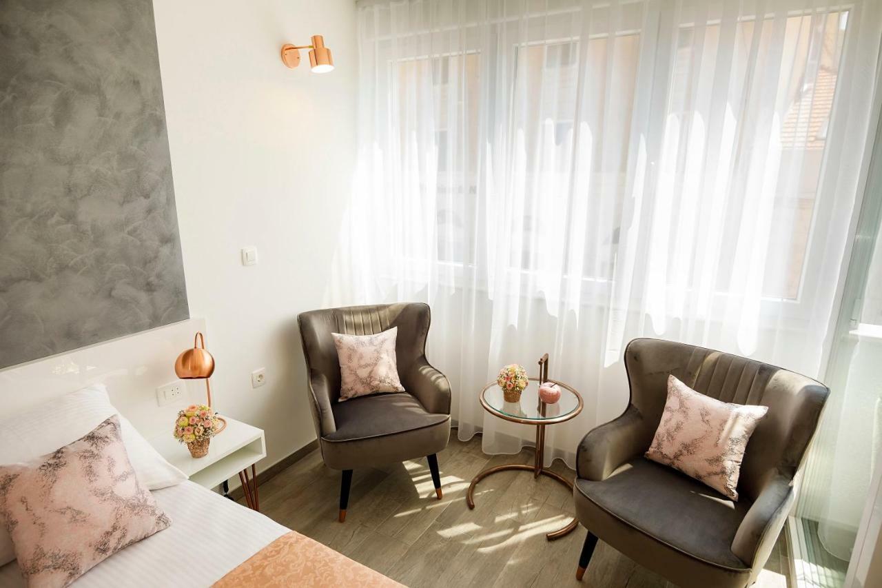 Rose Gold Rooms & Studio With Balcony Split Dış mekan fotoğraf